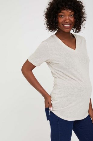 תמונה של חולצת הריון V דמוי פשתן ש.קצר שחורה