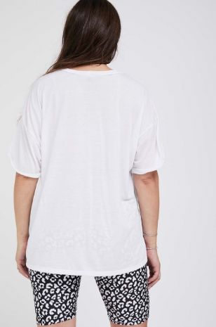 תמונה של טישרט הריון MOTHER OF DRAGONS לבנה