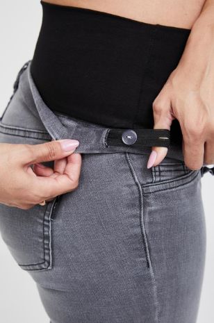 תמונה של סקיני ג'ינס MOM שחור משופשף