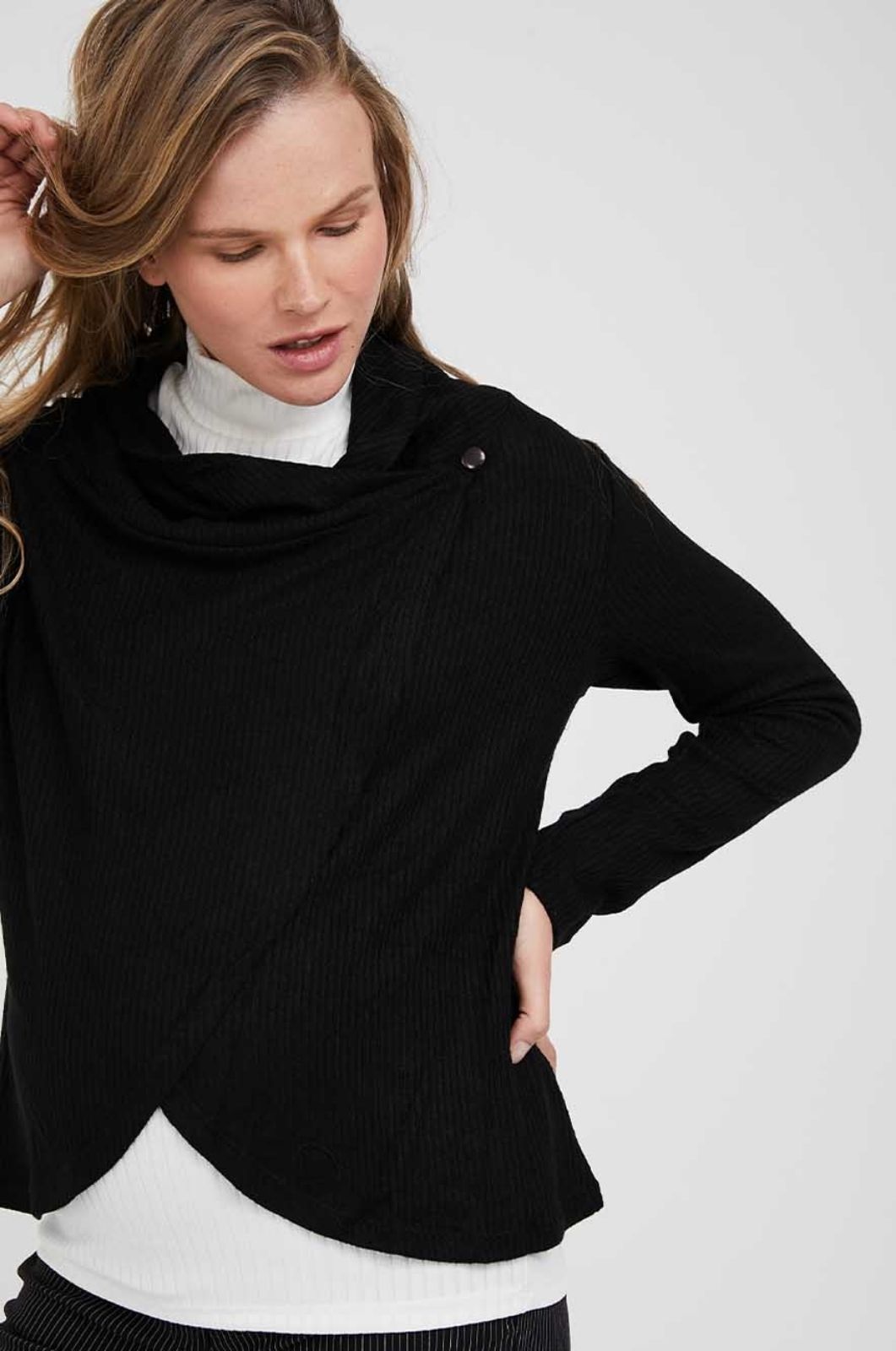 תמונה של עליונית מעטפת להריון דליה שחורה