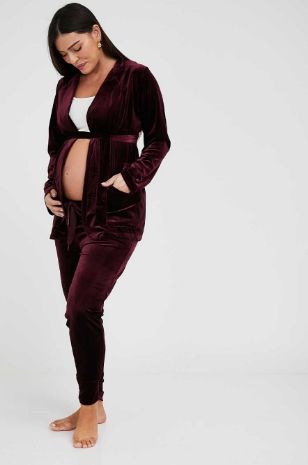 תמונה של ז'קט להריון סוזן קטיפה שחורה