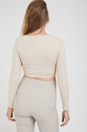 תמונה של קרופ טופ קשר להריון אבן