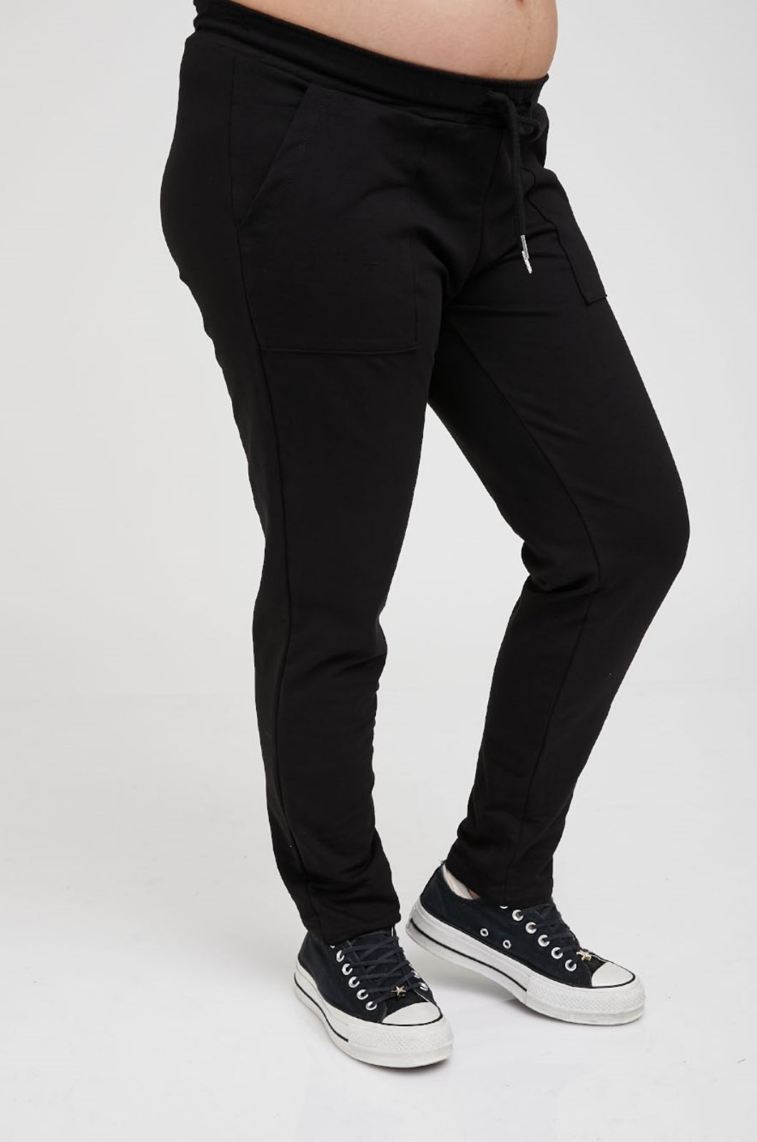 תמונה של מכנסי הריון אלבה שחורים