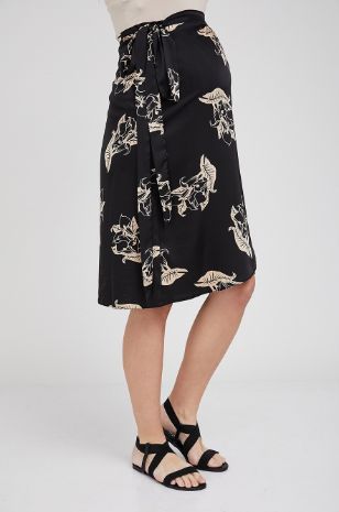 תמונה של חצאית הריון מעטפת שחור בז'