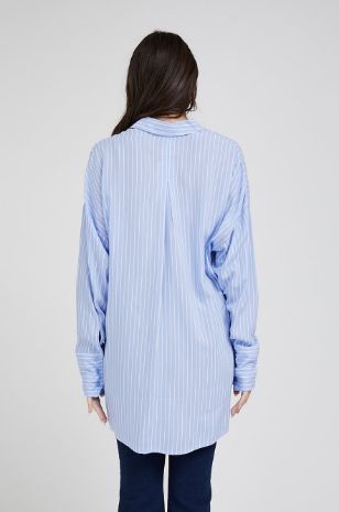 תמונה של חולצת הריון אוברסייז פסים תכלת