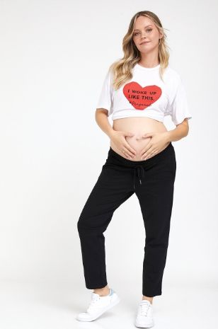 תמונה של טישרט הריון I WOKE UP לבנה
