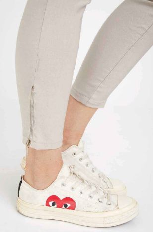 מכנסי הריון אן אבן 