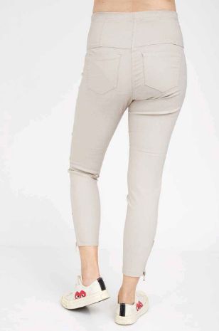 מכנסי הריון אן אבן 