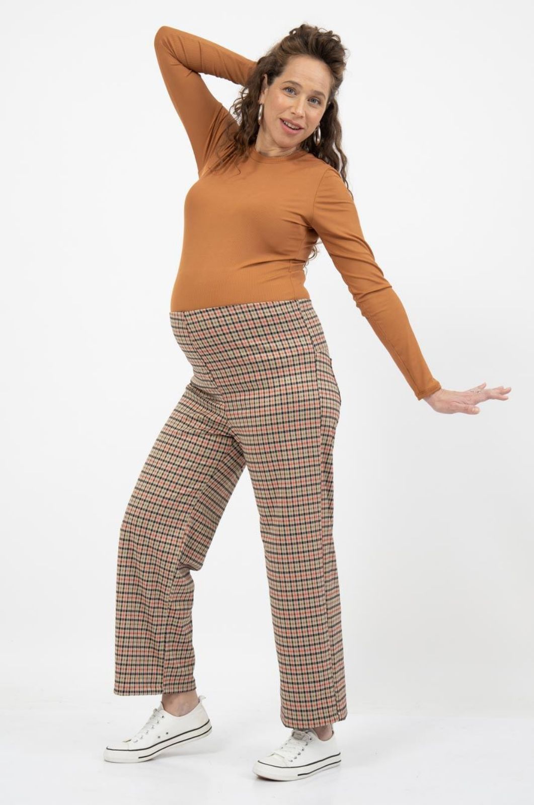 מכנס להריון אדריאן משבצות קאמל