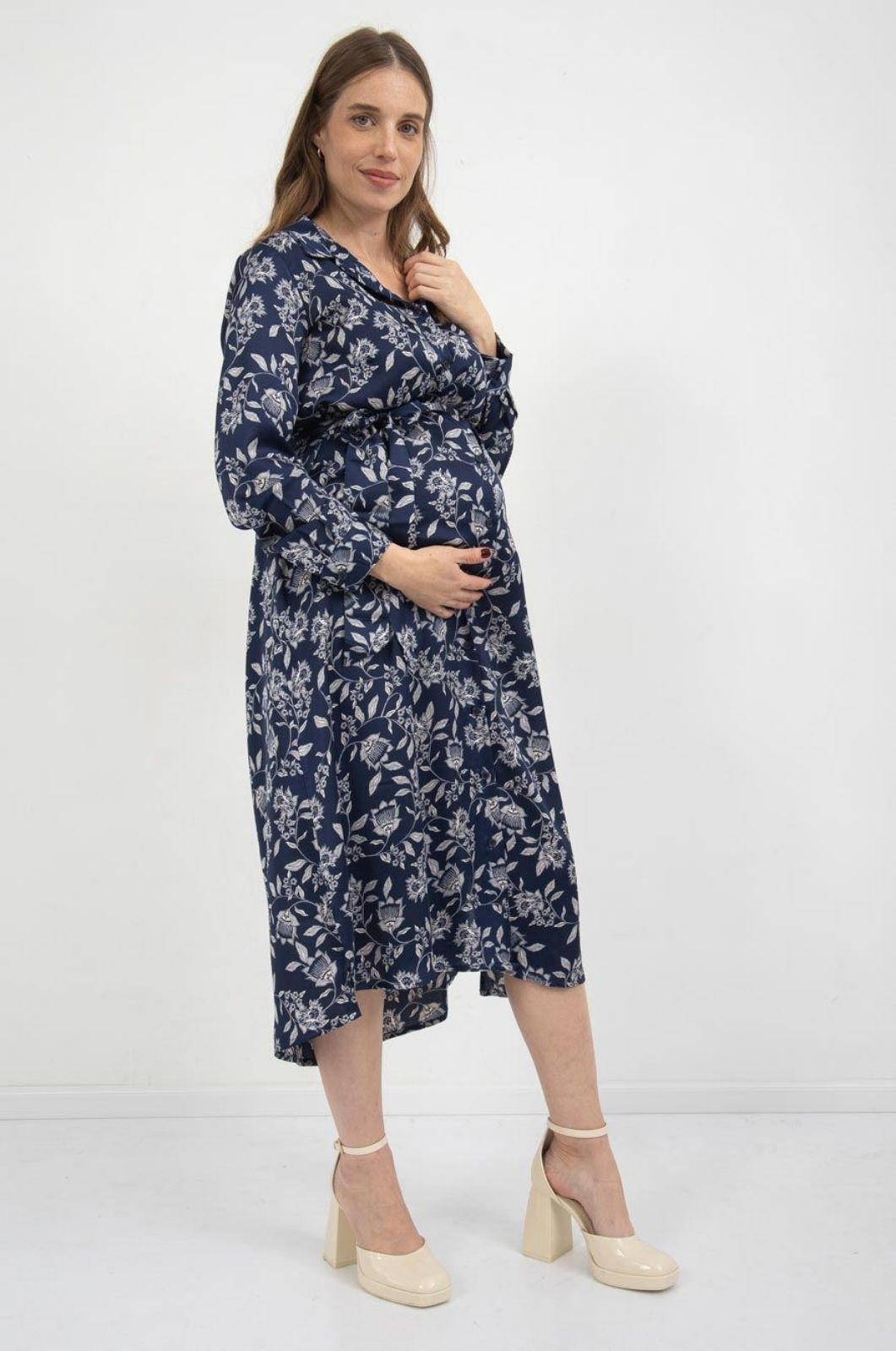 שמלת הריון נפולי כחול מודפס של אבישג ארבל