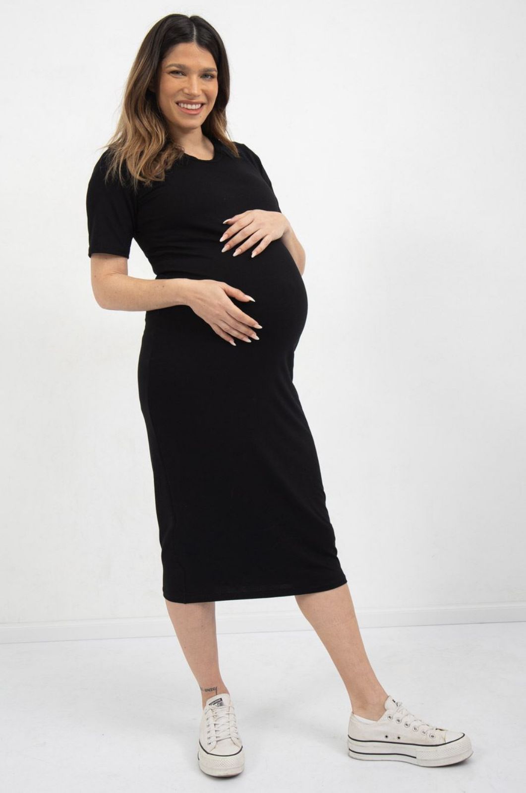 שמלת הריון דקלה שחורה של אבישג ארבל