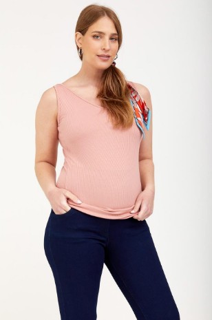 גופיית V ריב להריון ורוד עתיק של אבישג ארבל	