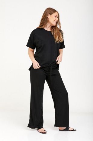 חולצת הריון אורי שחורה של אבישג ארבל