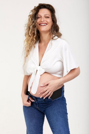  טופ מעטפת להריון סאטן לבנה 